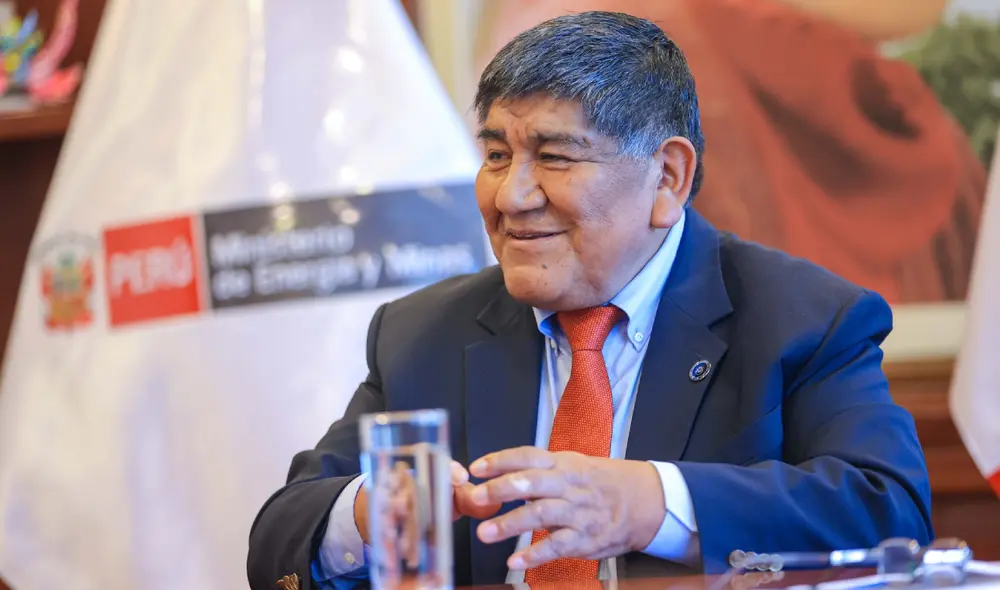 Exministro Rómulo Mucho es investigado por la Fiscalía por presunta aceptación indebida. Foto: Presidencia