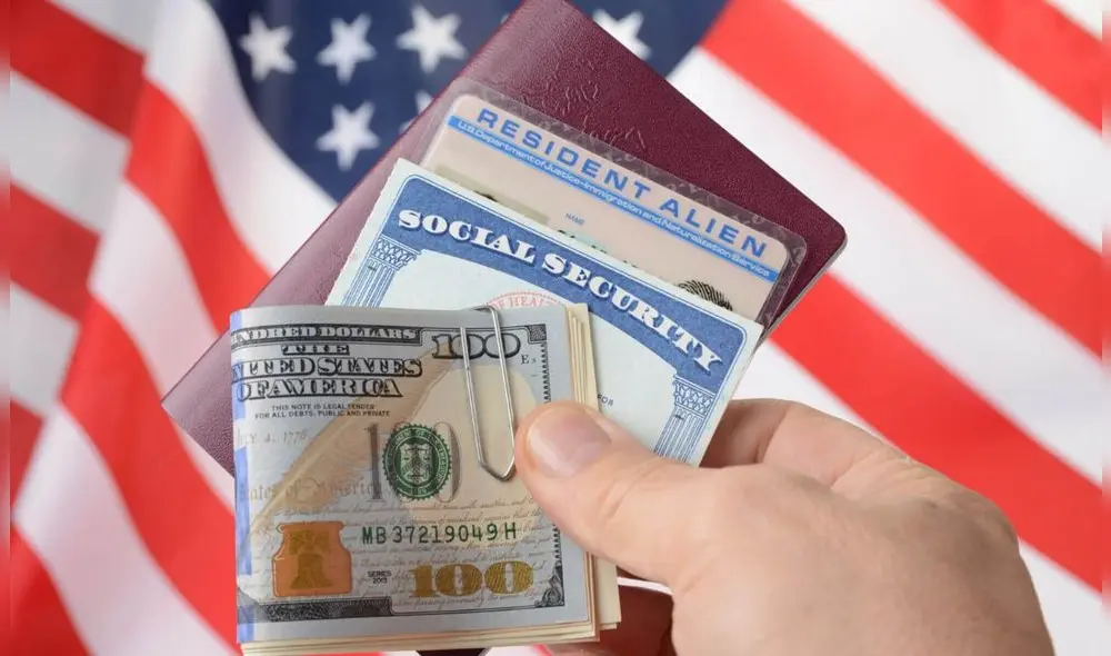 Abogado de Univision explica en qué consiste la carga pública y el crédito tributario para inmigrantes en Estados Unidos. Foto: Yohana Saucedo Abogado de Univision explica en qué consiste la carga pública y el crédito tributario para inmigrantes en Estados Unidos. Foto: Yohana Saucedo