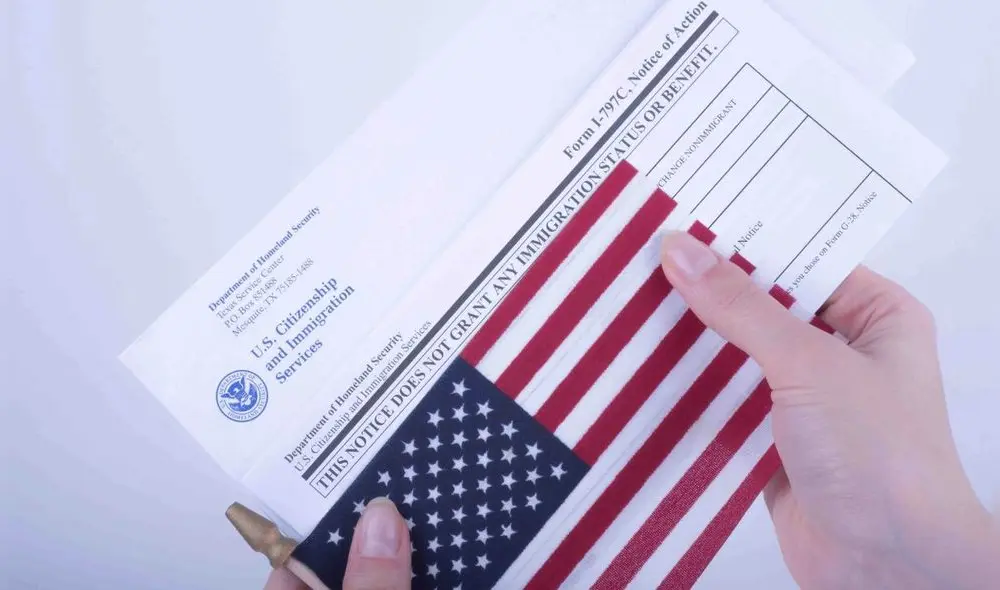 Es vital que los inmigrantes estén al tanto de las indicaciones de Uscis para obtener la ciudadanía americana si vivieron 5 años en USA. Foto: Telemundo 47