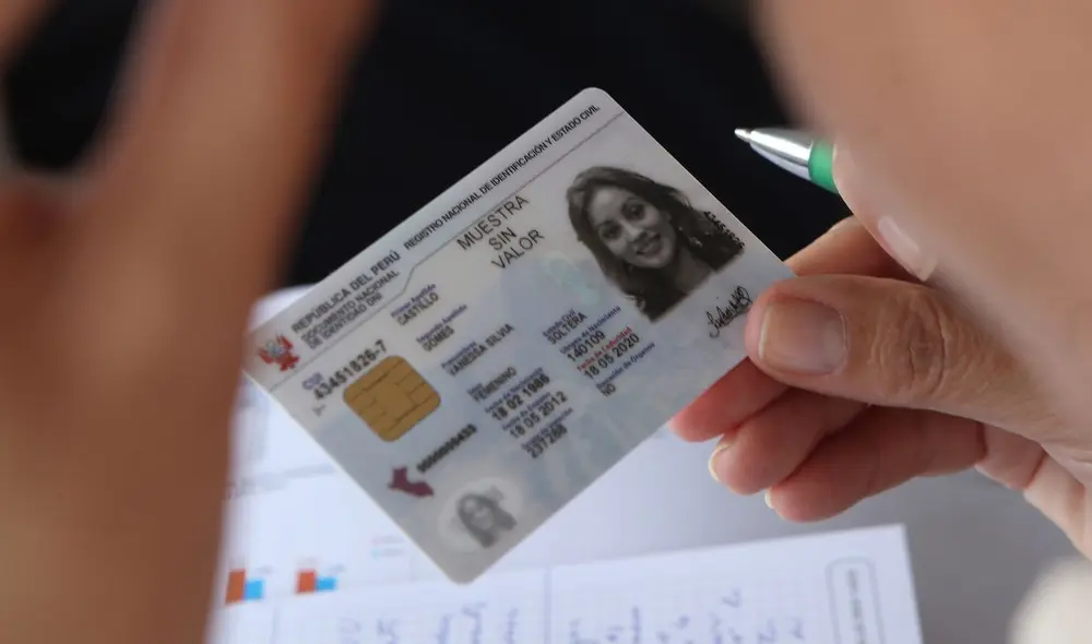 DNI electrónico facilita la realización de trámites digitales. Foto: Andina