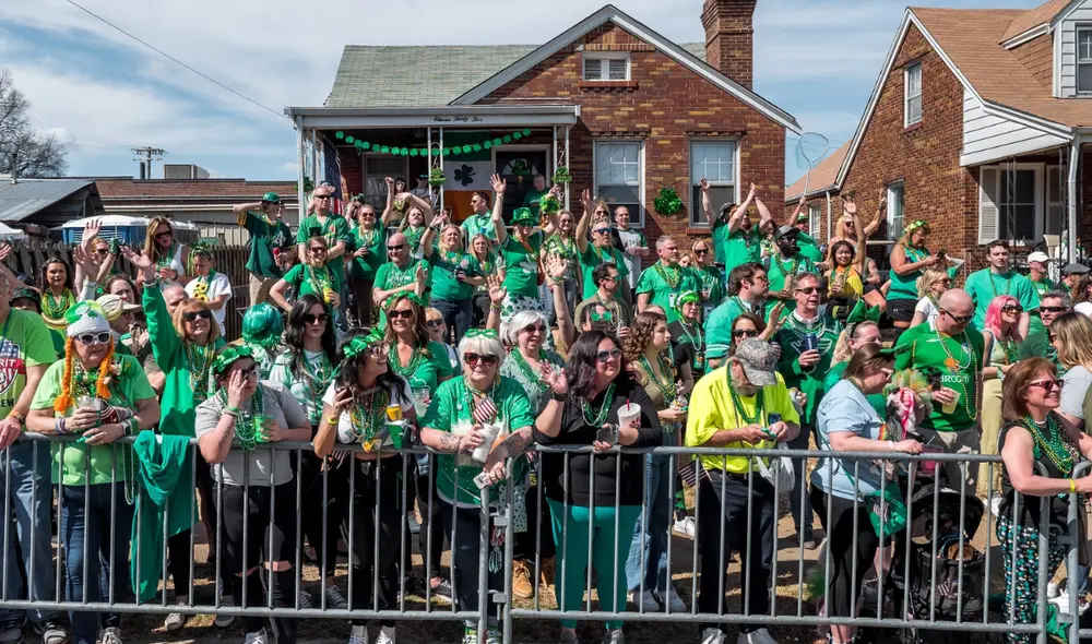 Previo al desfile, se realizará la carrera St. Paddy’s Day Dash a las 8:00 a.m. en Energy Square. Foto: KSDK Previo al desfile, se realizará la carrera St. Paddy’s Day Dash a las 8:00 a.m. en Energy Square. Foto: KSDK