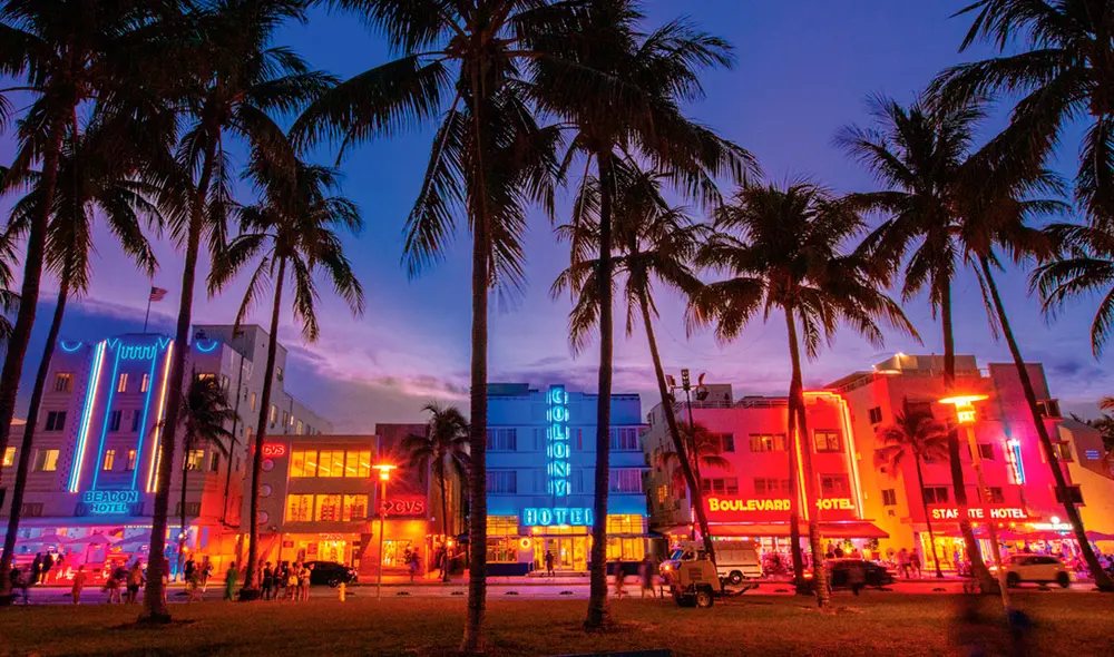 "Florida siempre es un destino favorito en esta época del año por sus playas, parques temáticos y puertos de cruceros", dijo Stacey Barber, vicepresidenta de AAA Travel. Foto: Kantipur Dental College "Florida siempre es un destino favorito en esta época del año por sus playas, parques temáticos y puertos de cruceros", dijo Stacey Barber, vicepresidenta de AAA Travel. Foto: Kantipur Dental College