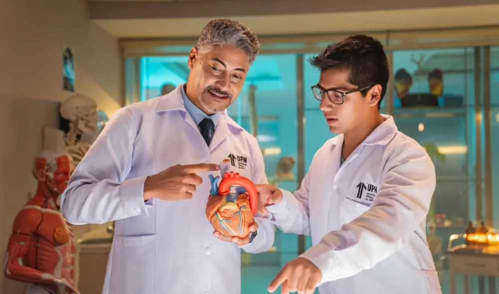 UPN ofrece laboratorios equipados con representaciones virtuales de partes del cuerpo reales. Fuente: Difusión.