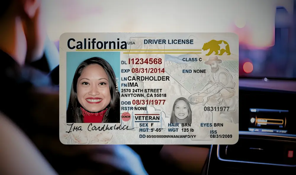 Renueva tu licencia de conducir en línea en California en 2025 cumpliendo los requisitos del DMV. Foto: composición LR/Revista Autocrash