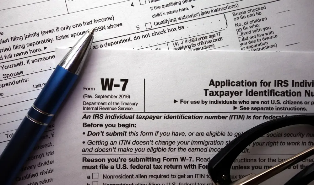 El Número de Identificación del Contribuyente (ITIN) es crucial para inmigrantes indocumentados en Estados Unidos. Foto:  Greenback Expat Tax Services
