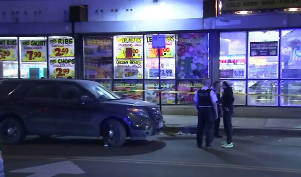 El incidente se produjo en el vecindario Back of the Yards y culminó en una serie de disparos que generaron pánico entre los presentes. Foto: ABC7 Chicago