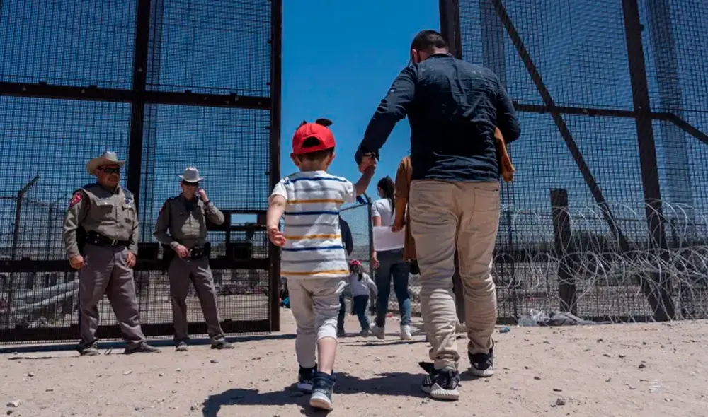 Organizaciones alertan sobre el impacto negativo que estas medidas tienen en la salud mental y física de los menores detenidos, reabriendo el debate sobre las políticas migratorias actuales. Foto: Tiempo Latino Organizaciones alertan sobre el impacto negativo que estas medidas tienen en la salud mental y física de los menores detenidos, reabriendo el debate sobre las políticas migratorias actuales. Foto: Tiempo Latino