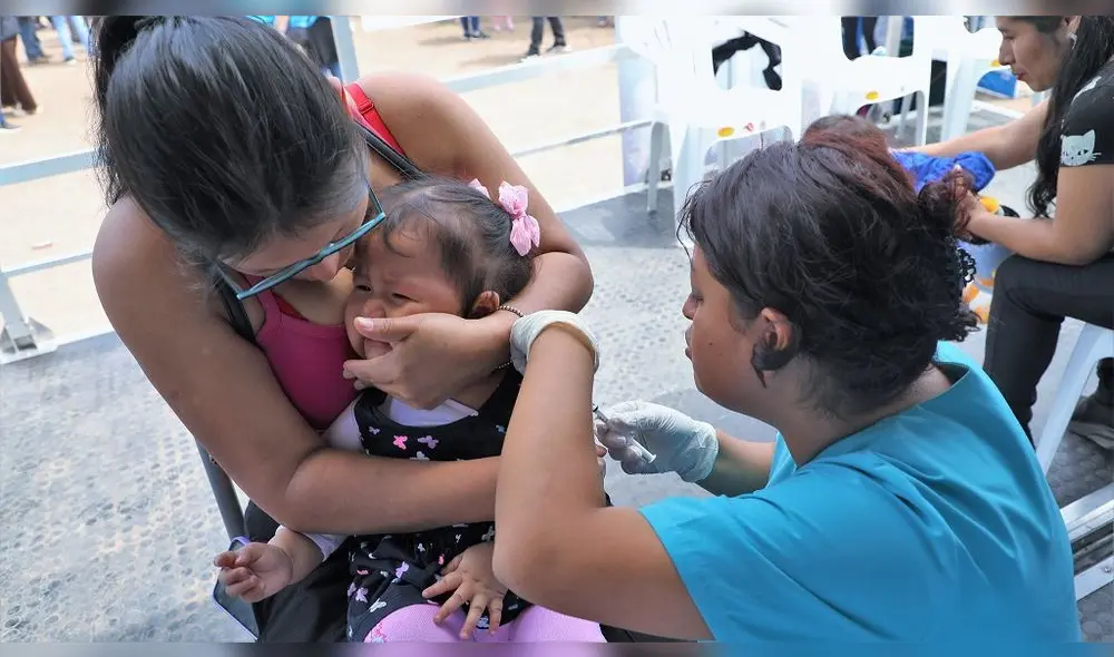 Padres deben llevar a sus hijos a vacunar contra el sarampión.