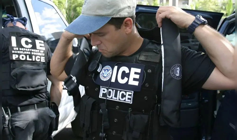 Un inmigrante cubano fue detenido y esposado por redadas de ICE pese a haber tenido documentos legales durante la intervención. Foto: The ACLU Un inmigrante cubano fue detenido y esposado por redadas de ICE pese a haber tenido documentos legales durante la intervención. Foto: The ACLU