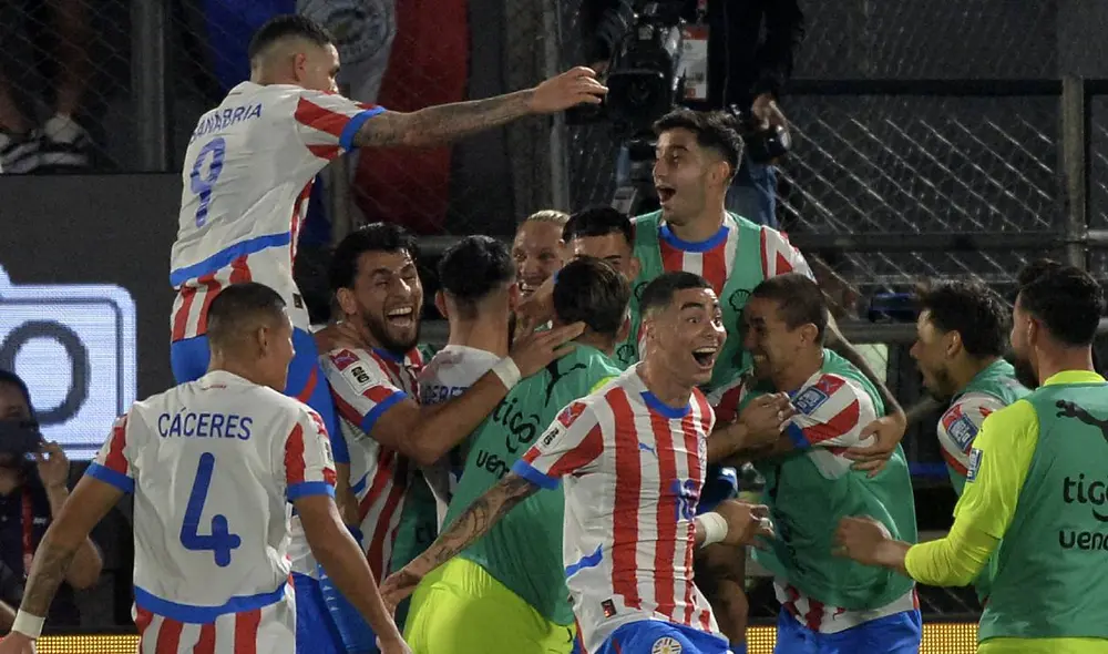Paraguay consiguió un importante triunfo ante Chile por las Eliminatorias 2026. Foto: AFP