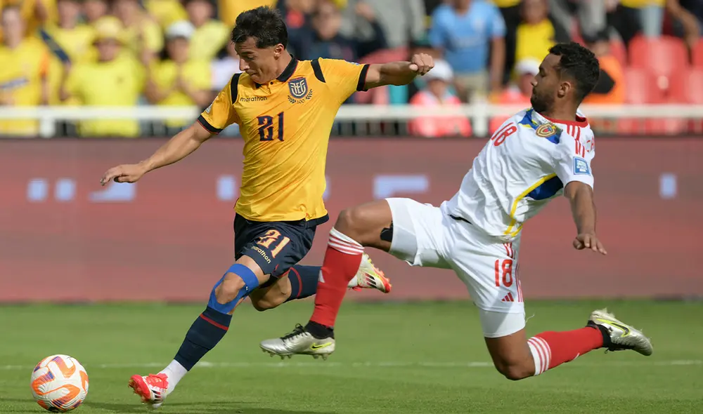 Ecuador toma ventaja ante Venezuela gracias al gol de Enner Valencia. Foto: AFP Ecuador toma ventaja ante Venezuela gracias al gol de Enner Valencia. Foto: AFP