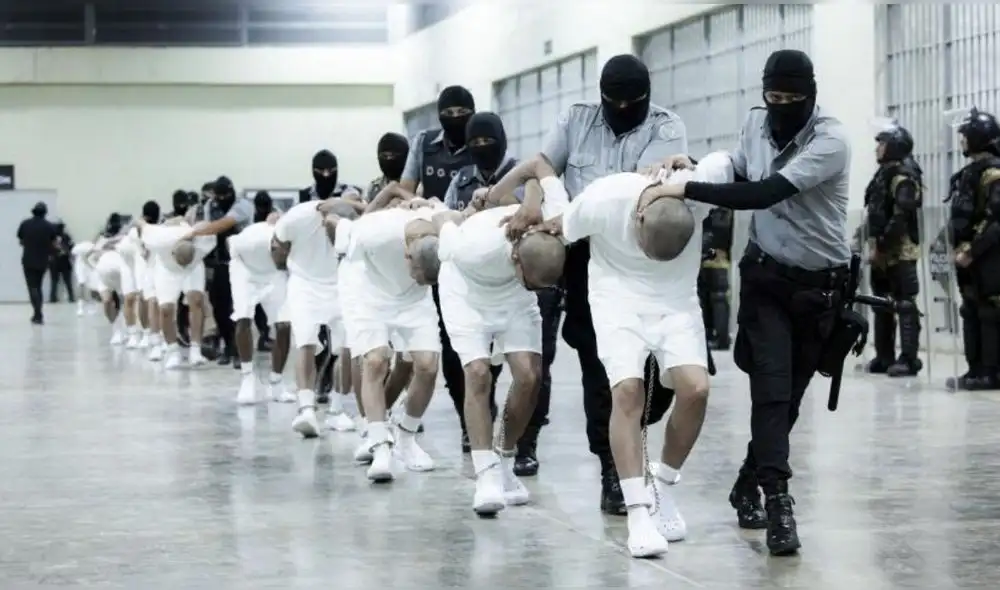 A pesar de la orden judicial para suspender las expulsiones, cientos de migrantes han sido deportados por Estados Unidos. Foto: difusión.