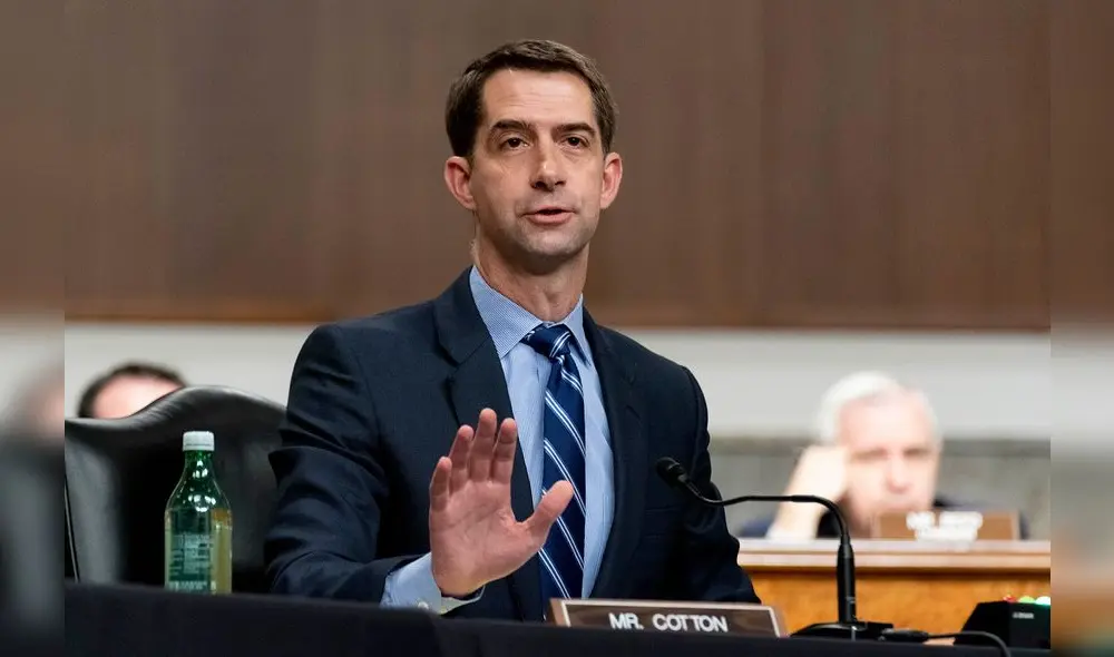 En su libro, Tom Cotton expone las '7 cosas que no puedes decir sobre China', analizando las amenazas que, según él, representa el régimen de Xi Jinping para la seguridad global y las relaciones con Estados Unidos. Foto: CNN En su libro, Tom Cotton expone las '7 cosas que no puedes decir sobre China', analizando las amenazas que, según él, representa el régimen de Xi Jinping para la seguridad global y las relaciones con Estados Unidos. Foto: CNN