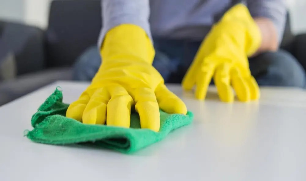 Crear una rutina de limpieza diaria o semanal te ayudará a mantener el orden. Foto: difusión