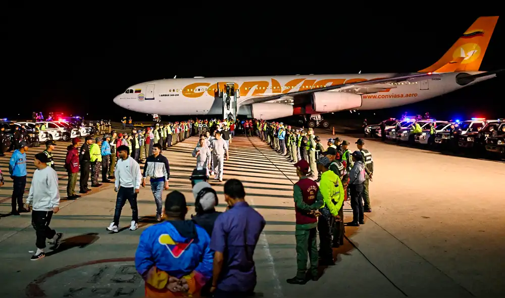 Trump revocó el estatus legal de 532,000 migrantes de Venezuela y otros países, afectando a 155,000 venezolanos, según estimaciones de Cabello. Foto: AFP Trump revocó el estatus legal de 532,000 migrantes de Venezuela y otros países, afectando a 155,000 venezolanos, según estimaciones de Cabello. Foto: AFP