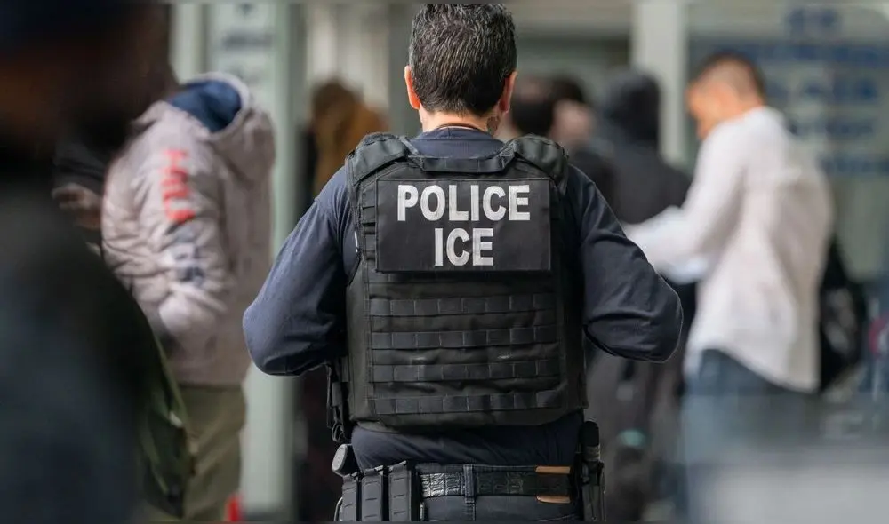 La política migratoria en EE. UU. se intensifica, mientras los "estados santuario" brindan protección a inmigrantes al reducir la cooperación con ICE. Foto: NPR. La política migratoria en EE. UU. se intensifica, mientras los "estados santuario" brindan protección a inmigrantes al reducir la cooperación con ICE. Foto: NPR.