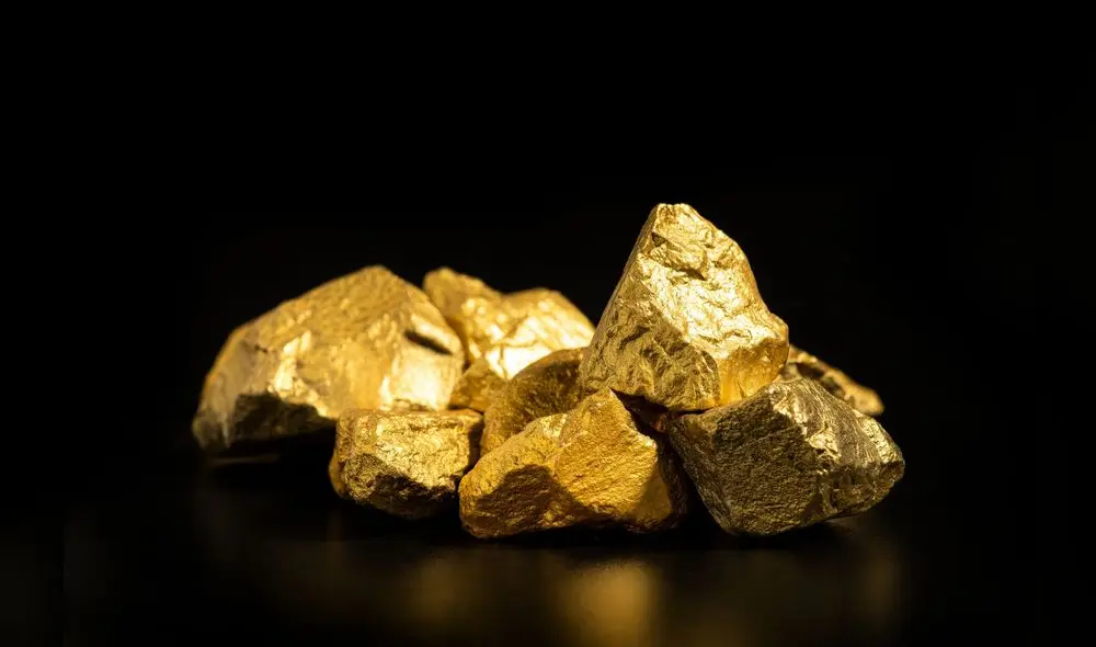 El oro presente en las placas electrónicas es fundamental debido a sus excepcionales propiedades físicas. Foto: IA