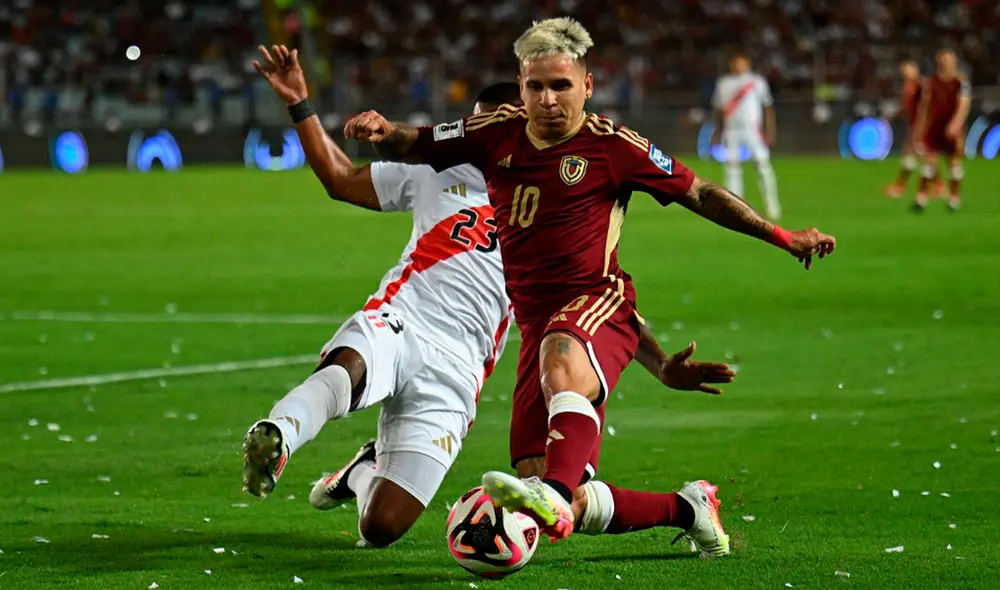 Tras empatar en la ida, Venezuela recibe a Perú en Maturín. Foto: AFP