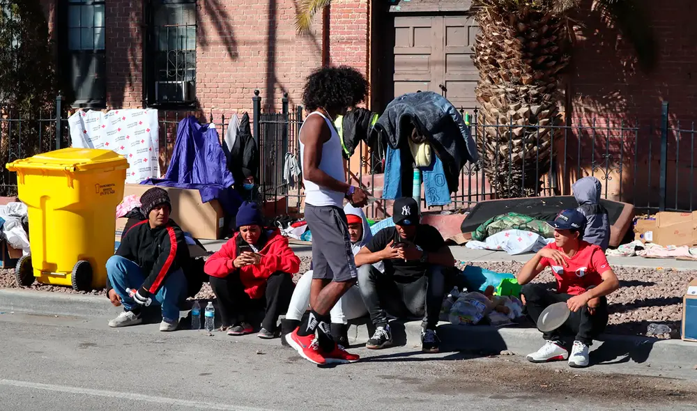 Organizaciones sin fines de lucro como RAICES, Texas Civil Rights Project y American Gateways ofrecen asistencia legal, orientación migratoria y apoyo emocional a familias inmigrantes. Foto: EFE.