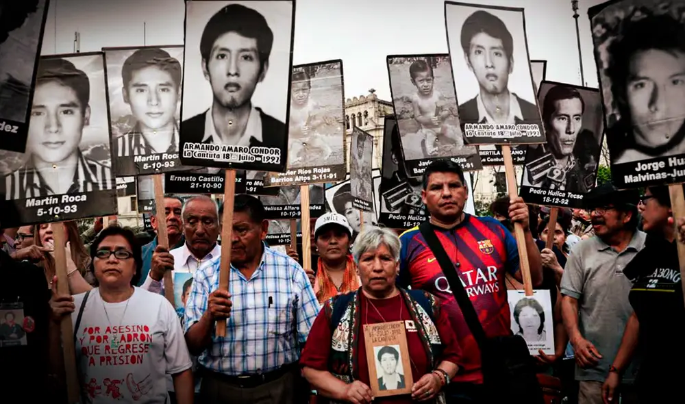 Familiares de víctimas del caso Pativilca piden justicia por los delitos de lesa humanidad en contra de sus parientes. Familiares de víctimas del caso Pativilca piden justicia por los delitos de lesa humanidad en contra de sus parientes.