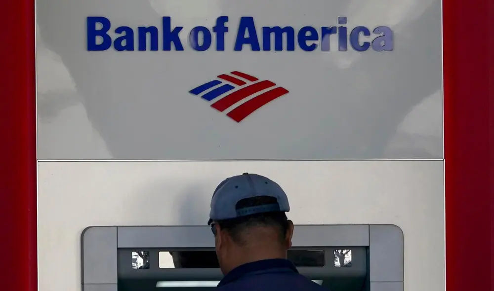 Bank of America es uno de los bancos más grandes de Estados Unidos, con más de 4,000 sucursales y 16,000 cajeros automáticos en todo el país. Foto: Los Angeles Times