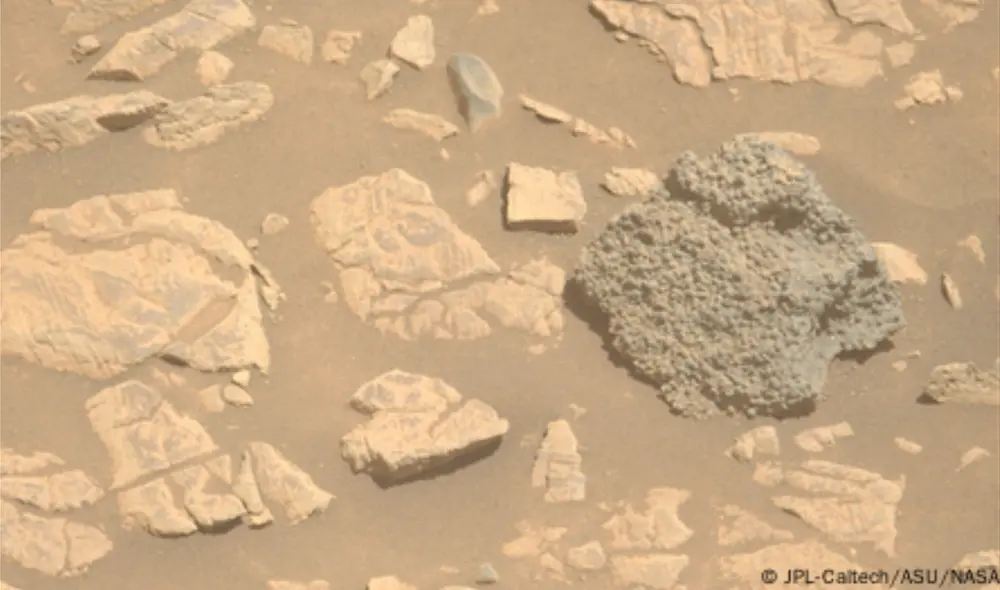 Investigadores descubren rocas cubierta de esferas en Marte. Foto: JPL-Caltech/ASU/NASA Investigadores descubren rocas cubierta de esferas en Marte. Foto: JPL-Caltech/ASU/NASA