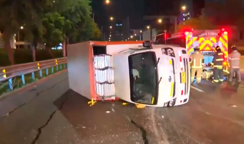 Se ha descartado la posibilidad de que el conductor estuviera bajo los efectos del alcohol. Foto: composición LR/América TV