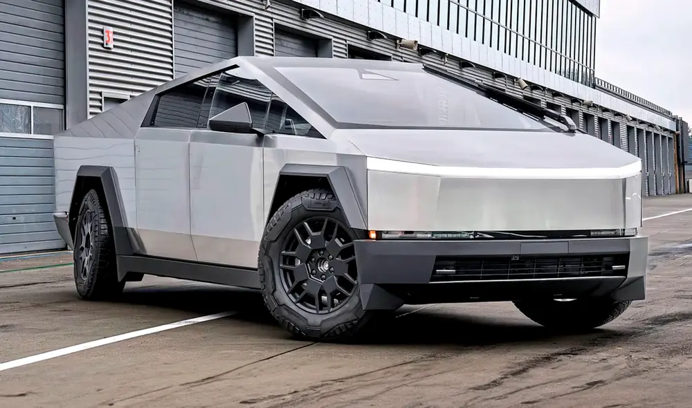 El Tesla Cybertruck enfrenta una fuerte caída en ventas a inicios de 2025, generando dudas sobre su impacto en el mercado de vehículos eléctricos. Foto: Tesla