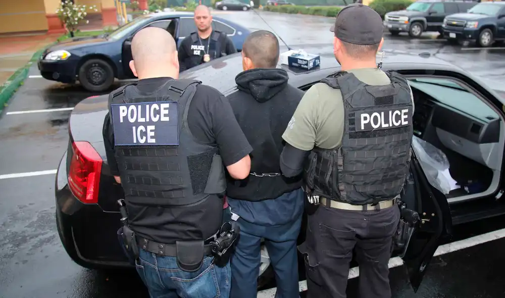 Los inmigrantes pueden usar su representante legal para no declarar ante el ICE en Florida. Foto: El País