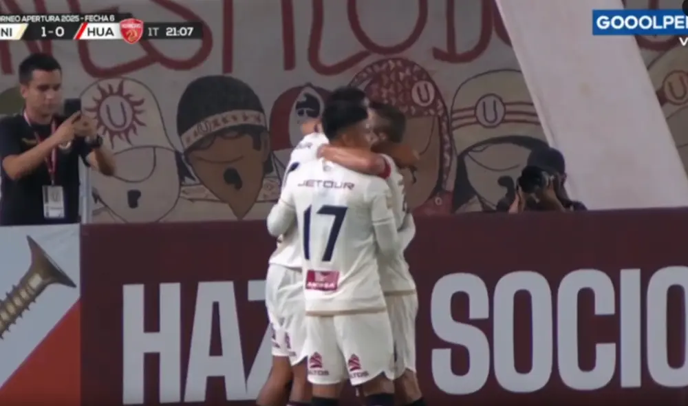 Universitario pone el 1-0 en el partido ante Sport Huancayo. Los cremas se adelantan al 21'. Foto: captura de pantalla de GolPerú