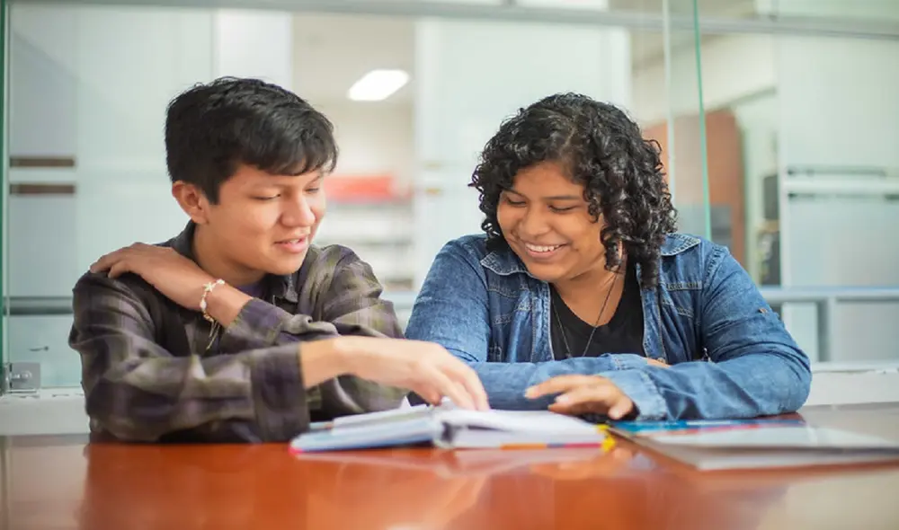 Jóvenes podrán estudiar en institutos técnicos de manera gratuita. Foto: difusión
