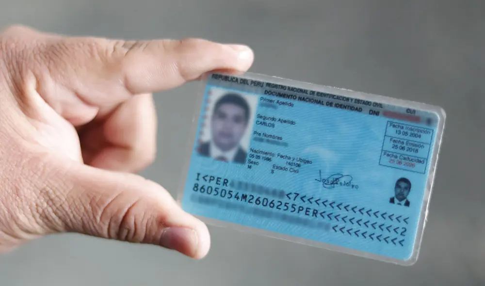 La Ley 32237 introduce una modificación en la duración del DNI, que pasará a tener una validez de 10 años. Foto: Andina