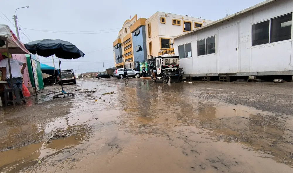 Ciudadanos piden apoyo a las autoridades tras activación de quebradas. Foto: La República