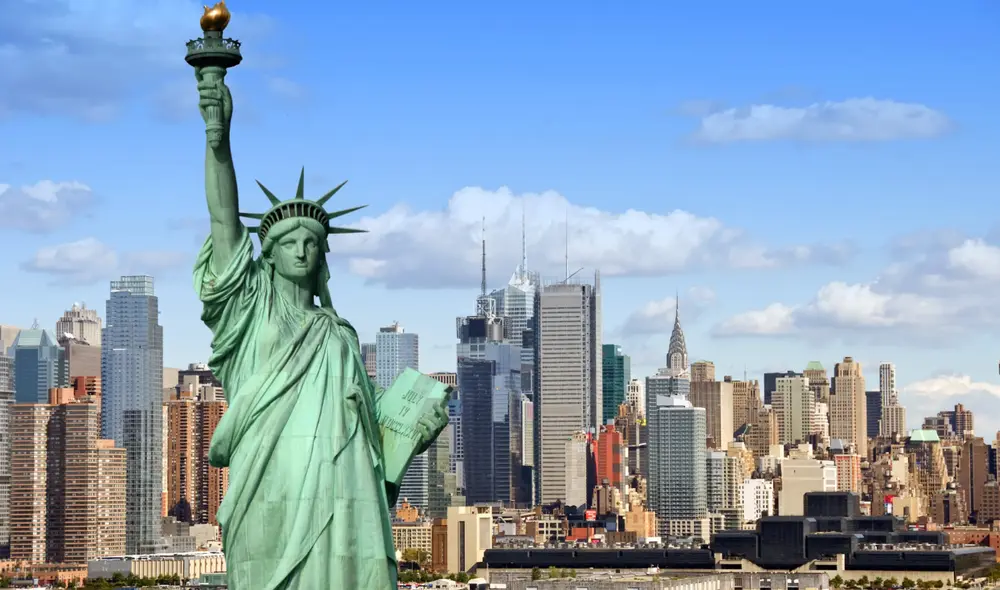 Para una familia de cuatro personas en Nueva York, el ingreso anual necesario asciende a 306.093 dólares, según el análisis, que se basa en la regla del presupuesto 50/30/20 para gastos. Foto: El Diario NY