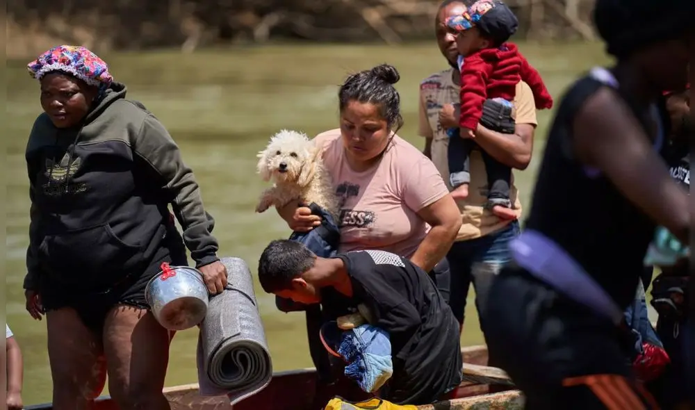 Diariamente, inmigrantes dan en adopción sus mascotas por riesgo de deportación en Estados Unidos. Foto: Unicef Diariamente, inmigrantes dan en adopción sus mascotas por riesgo de deportación en Estados Unidos. Foto: Unicef