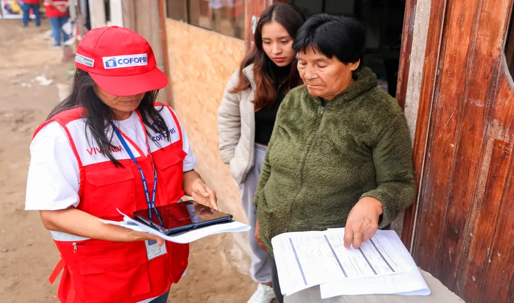 Cofopri empadrona lotes de familias en Perú para que obtengan títulos de propiedad gratis. Foto: Andina.
