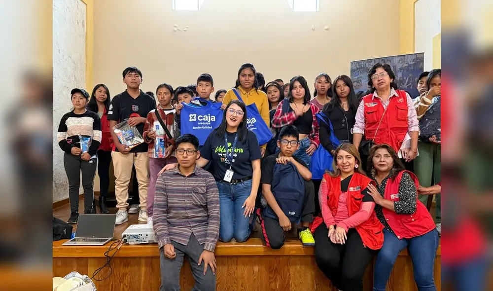 Caja Arequipa capacitó a más de 40 jóvenes en el taller "Mi Primer Emprendimiento", parte del programa “Aprende Emprende". Fuente: Difusión. Caja Arequipa capacitó a más de 40 jóvenes en el taller "Mi Primer Emprendimiento", parte del programa “Aprende Emprende". Fuente: Difusión.
