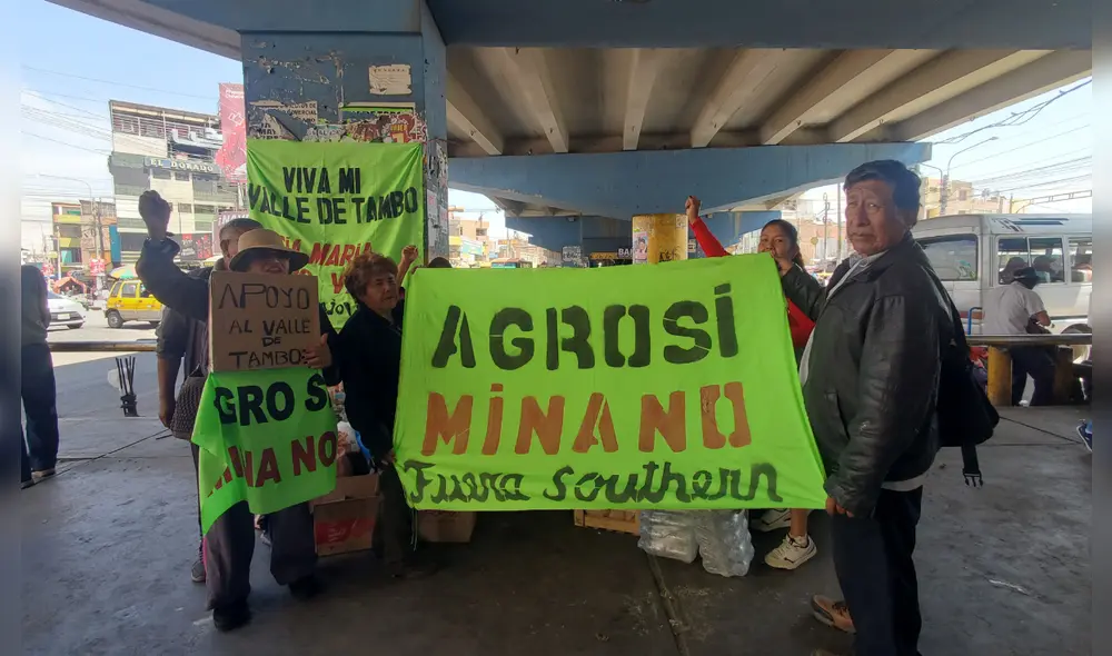 Ciudadanos impulsan colecta solidaria para sostener ollas comunes en medio de protesta contra proyecto Tía María. Foto: Leonela Aquino / URPI-LR Ciudadanos impulsan colecta solidaria para sostener ollas comunes en medio de protesta contra proyecto Tía María. Foto: Leonela Aquino / URPI-LR