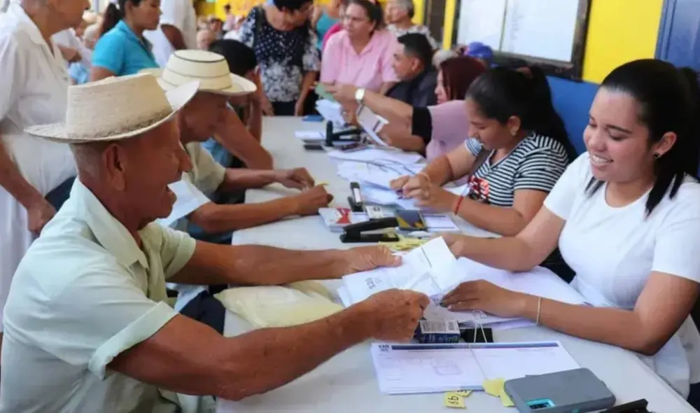El Bono permanente para jubilados y pensionados se pagará en tres partes. Foto: CSS El Bono permanente para jubilados y pensionados se pagará en tres partes. Foto: CSS