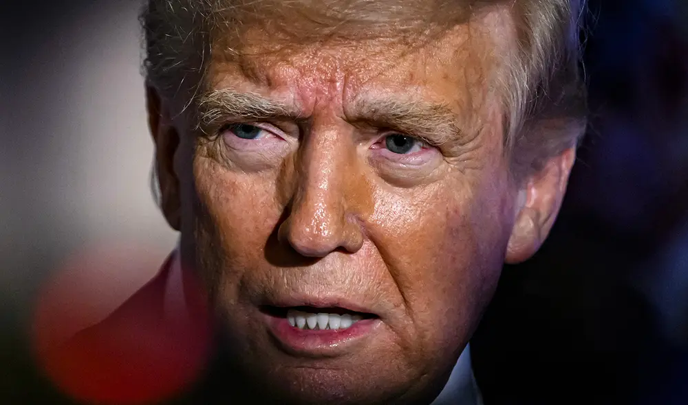 Donald Trump pidió a estadounidenses que "no sean estúpidos", en medio de caídas de los mercados del mundo. Foto: AFP