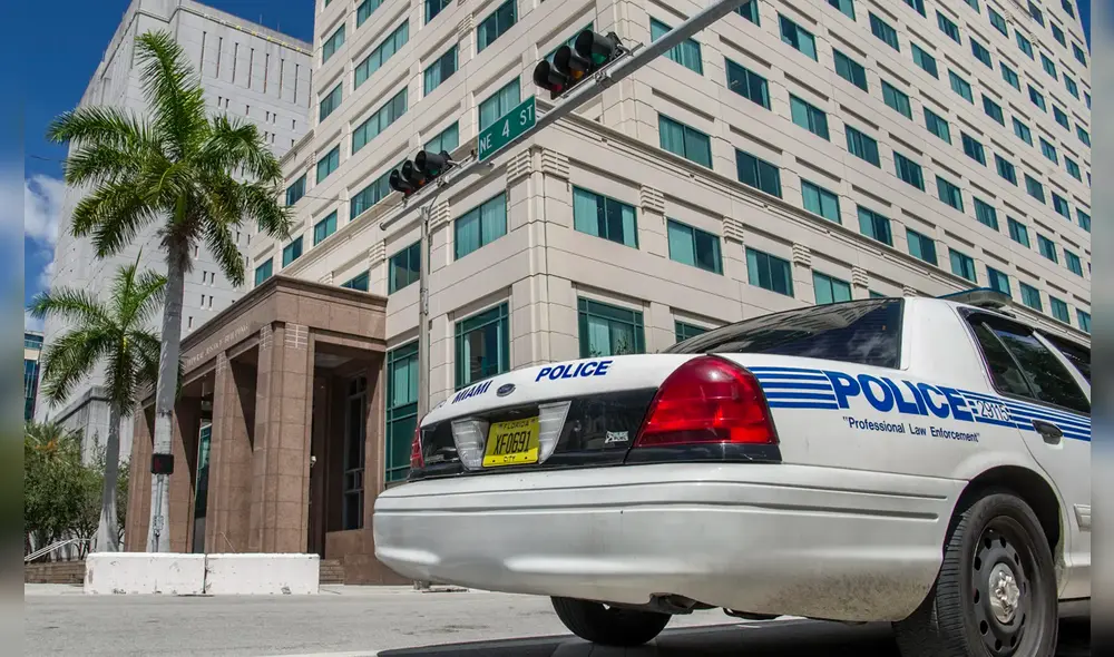 Una tarotista en Miami fue arrestada por milagroso ritual que terminó siendo un costoso fraude. Foto: Punto de Corte