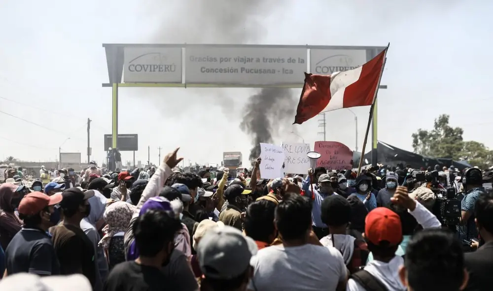 Para los trabajadores, la nueva Ley Chlimper 2.0, significa un retroceso en derechos laborales y consolida un modelo de desigualdad en el sector. Foto: La República Para los trabajadores, la nueva Ley Chlimper 2.0, significa un retroceso en derechos laborales y consolida un modelo de desigualdad en el sector. Foto: La República