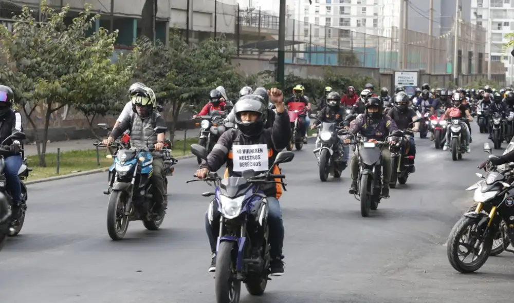 Motociclistas marcharán si la medida resulta aprobada. Foto: La República Motociclistas marcharán si la medida resulta aprobada. Foto: La República