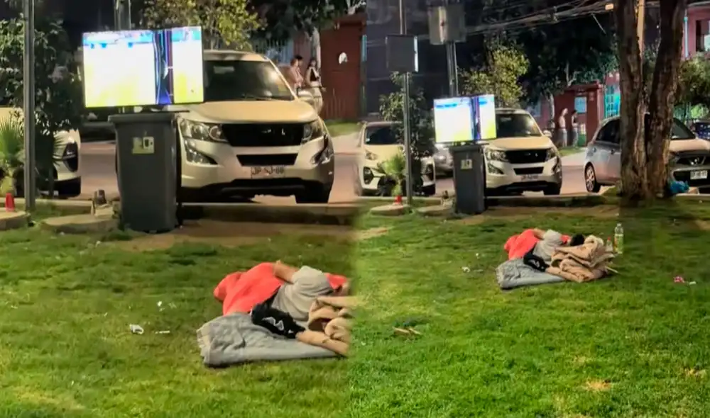 Las imágenes de TikTok sorprendieron a los usuarios y muchos aplaudieron que ni una pantalla rota haya privado al muchacho de ver su partido de futbol. Foto: composición LR/ TikTok / @cristinnarvaez17