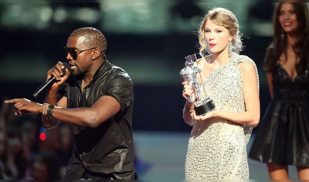 La vez que Kanye West criticó a Taylor Swift en pleno ceremonia de los MTV Awards en 2009. Foto: CNN