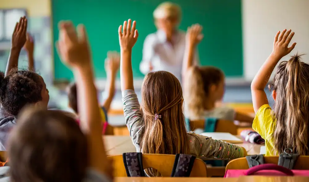 El proyecto de ley SB 836 obligaría a verificar el estatus migratorio de los estudiantes. Foto: DPL News El proyecto de ley SB 836 obligaría a verificar el estatus migratorio de los estudiantes. Foto: DPL News