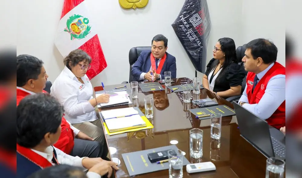 Se destacó la necesidad de implementar el Sistema Nacional Especializado de Justicia para proteger a mujeres y grupos familiares. Se destacó la necesidad de implementar el Sistema Nacional Especializado de Justicia para proteger a mujeres y grupos familiares.