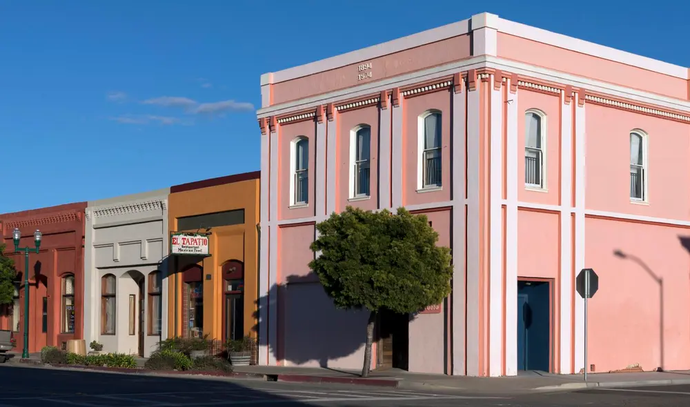 Un ranking de Word Altas detalla las ciudades que sí o sí debes visitar en California para 2025. Foto: Library of Congress Un ranking de Word Altas detalla las ciudades que sí o sí debes visitar en California para 2025. Foto: Library of Congress