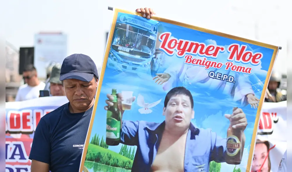 Transportistas inician movilización contra la ola de inseguridad que azota al gremio. Foto: Miguel Vásquez/La República. Transportistas inician movilización contra la ola de inseguridad que azota al gremio. Foto: Miguel Vásquez/La República.