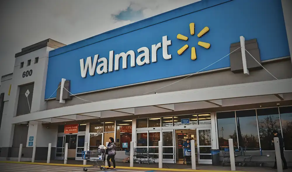 Anciana de 86 años muere atropellada en el estacionamiento del Walmart de Garth Road. Foto: Supply Chain Brain